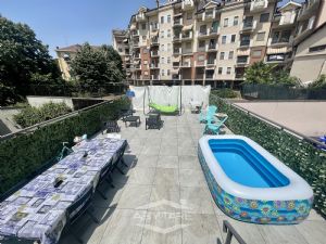 ampio appartamento con il terrazzo vendita Moncalieri Via Lagrange 8
