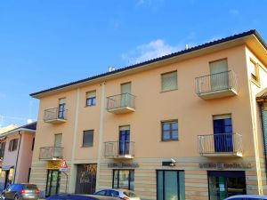 In affitto – Bilocale in centro paese!
Stai cercan...