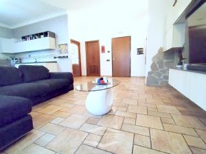 APPARTAMENTO DI 88 MQ CON DOPPI SERVIZI RISTRUTTURATO !