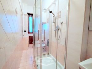 APPARTAMENTO DI 88 MQ CON DOPPI SERVIZI RISTRUTTURATO !
