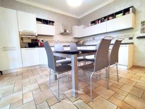 APPARTAMENTO DI 88 MQ CON DOPPI SERVIZI RISTRUTTURATO !