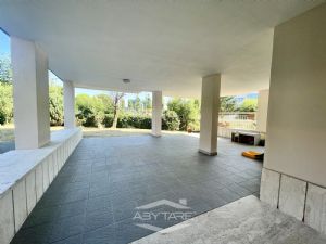 3 locali vendita Moncalieri Via del Ballo 15