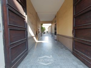 2 LOCALI PRESSI PALAZZO REGIONE