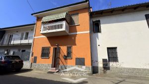Casa semindipendente in vendita in Borgata Brassi