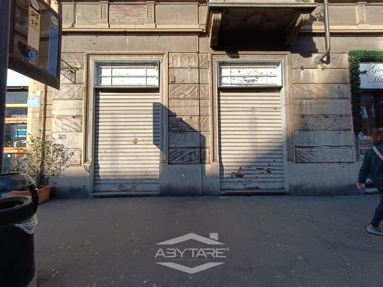 LOCALE COMMERCIALE OCCUPATO