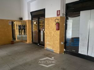 LOCALE COMMERCIALE OCCUPATO