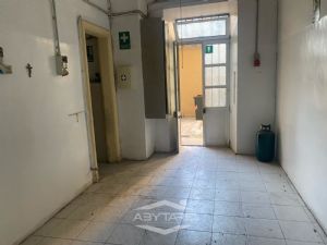 LOCALE COMMERCIALE OCCUPATO