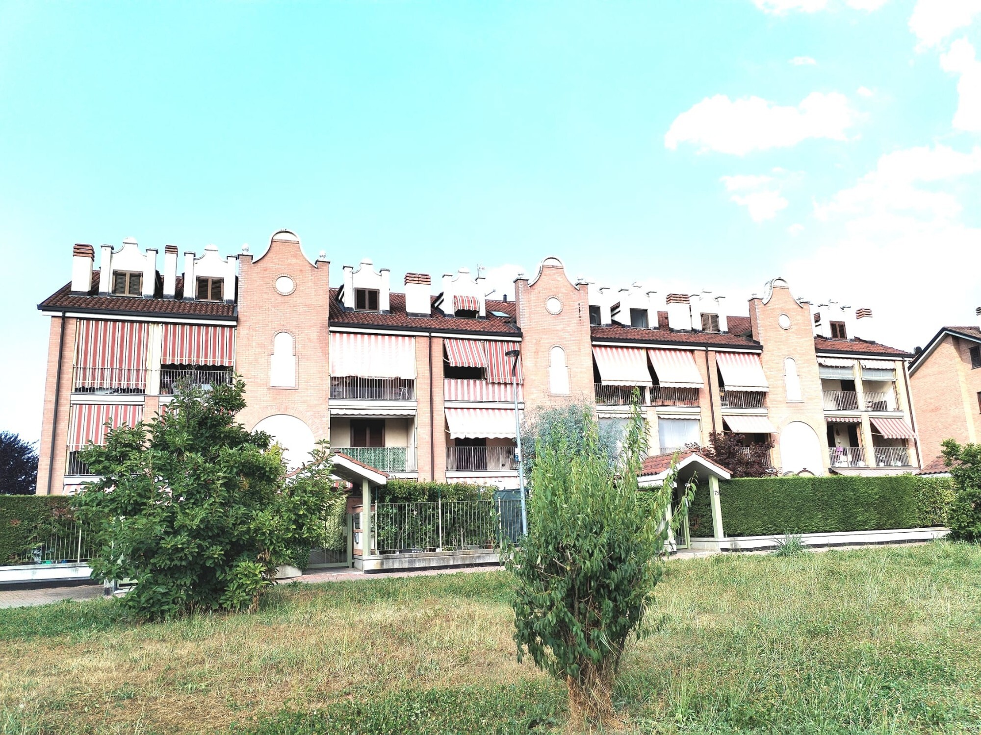 BILIVELLO CON GIARDINI PRIVATI E BOX AUTO