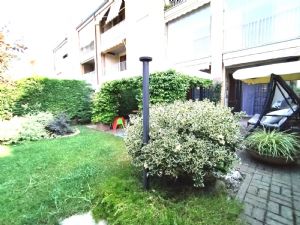 BILIVELLO CON GIARDINI PRIVATI E BOX AUTO