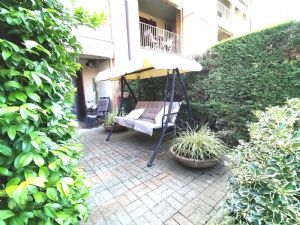 BILIVELLO CON GIARDINI PRIVATI E BOX AUTO