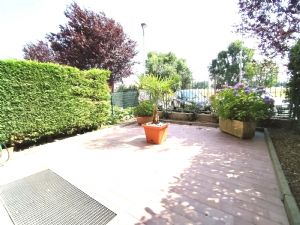 BILIVELLO CON GIARDINI PRIVATI E BOX AUTO