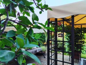BILIVELLO CON GIARDINI PRIVATI E BOX AUTO
