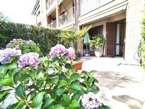 BILIVELLO CON GIARDINI PRIVATI E BOX AUTO
