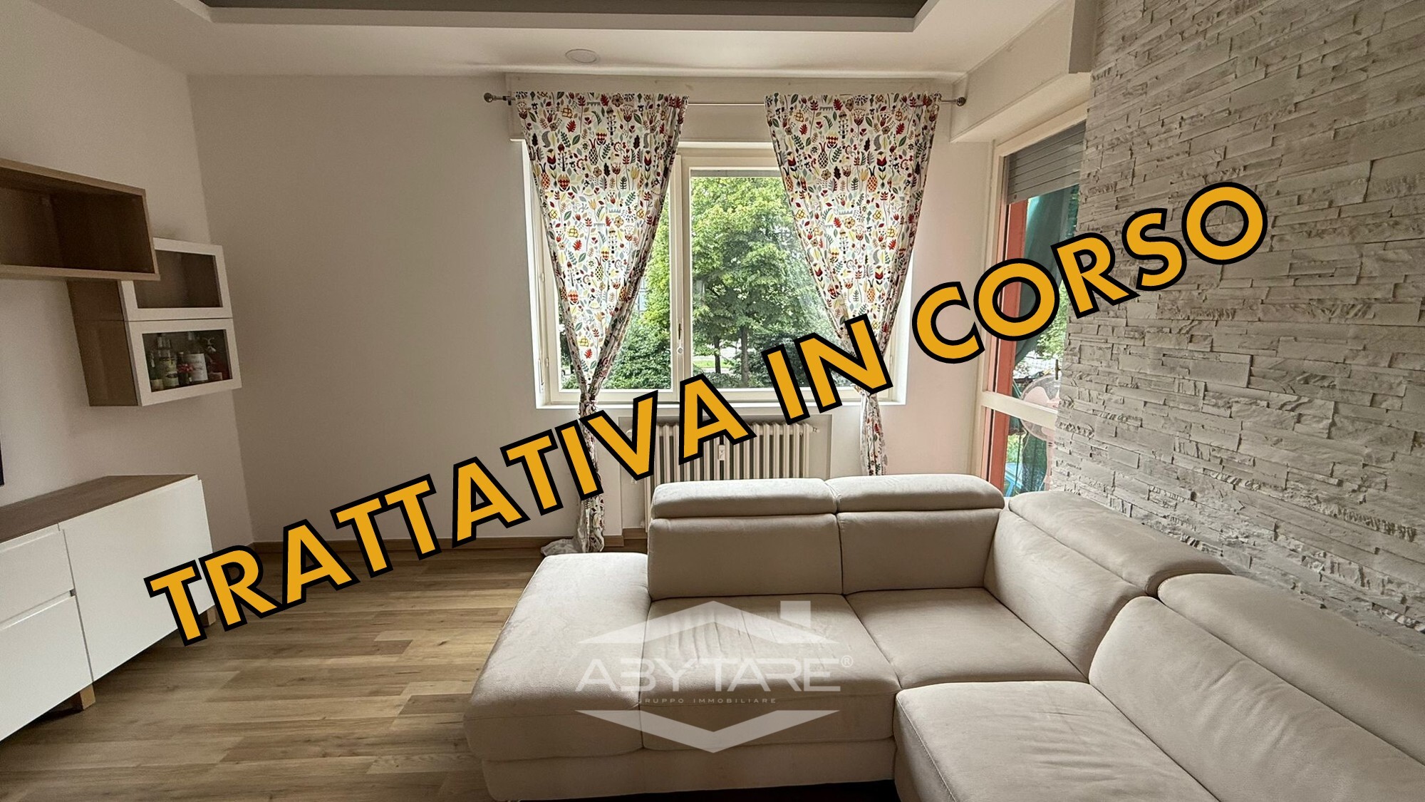 AMPIO 4 LOCALI COMPLETAMENTE RISTRUTTURATO