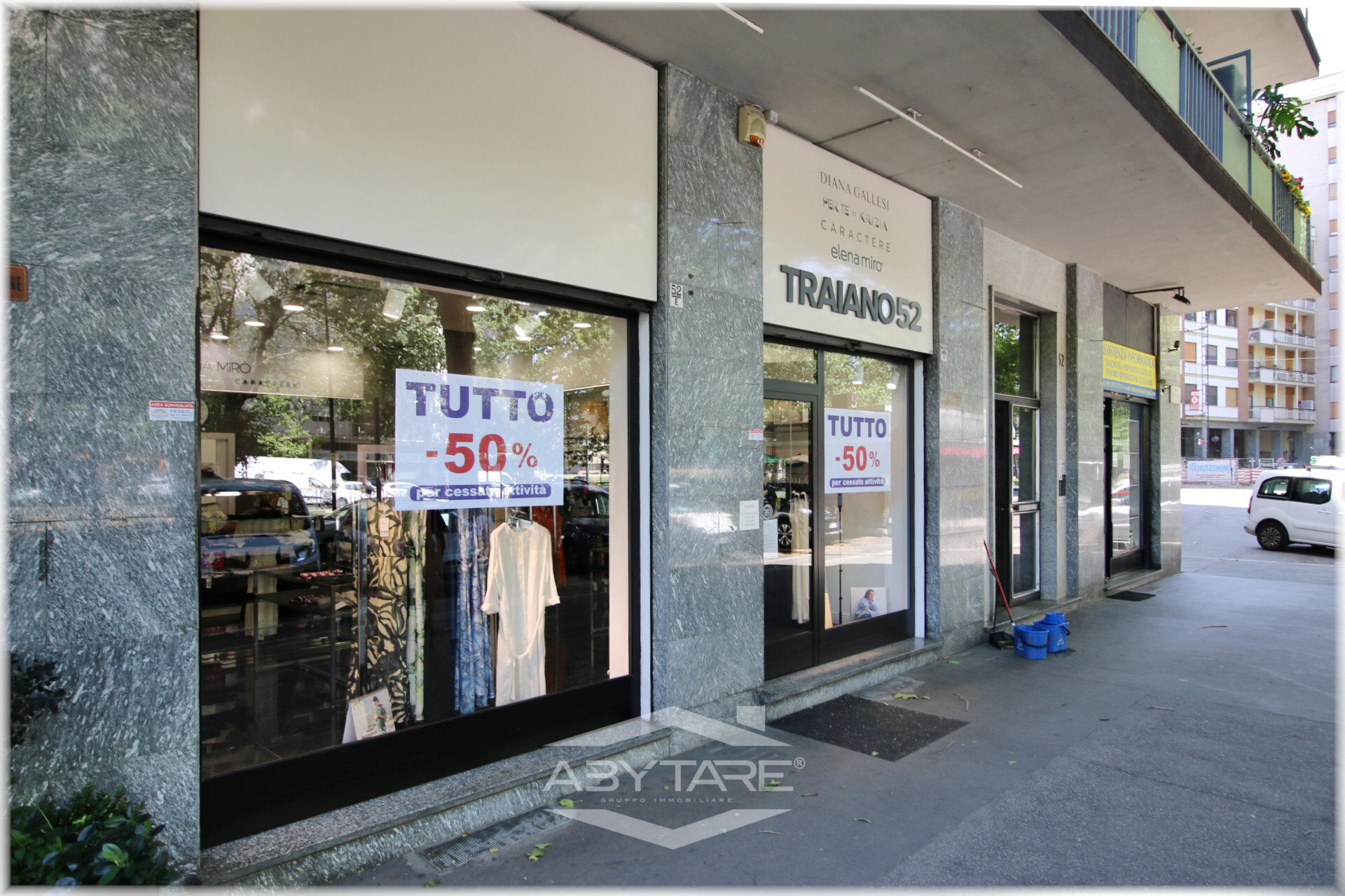 Locale commerciale in affitto totalmente ristrutturato