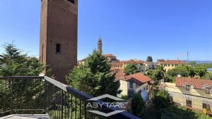 Trilocale panoramico in vendita a Carignano