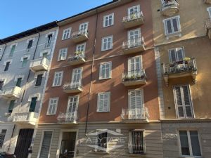 TRILOCALE BUONO STATO