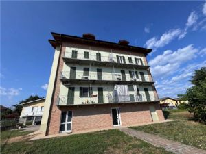 SAN FEDELE BILOCALE DEL 2014 ARREDATO CON POSTO AUTO