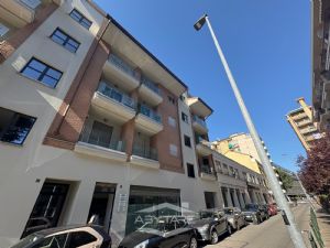 3 LOCALI IN LOCAZIONE IN RECENTE COSTRUZIONE