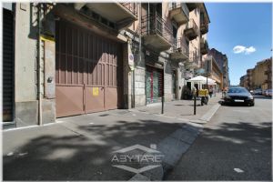 Box auto con ponte sollevatore – Fronte Giardini Montanaro!