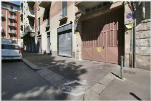 Box auto con ponte sollevatore – Fronte Giardini Montanaro!