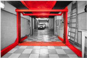 Box auto con ponte sollevatore – Fronte Giardini Montanaro!