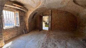 Madonna di Viatosto cascina da ristrutturare