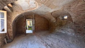 Madonna di Viatosto cascina da ristrutturare