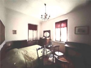 NORD CASA BIFAMILIARE INDIPENDENTE CON AMPIO GIARDINO