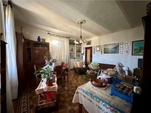 NORD CASA BIFAMILIARE INDIPENDENTE CON AMPIO GIARDINO
