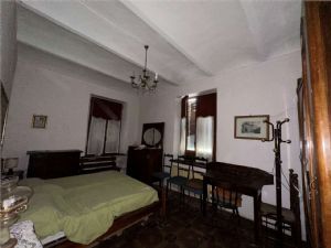 NORD CASA BIFAMILIARE INDIPENDENTE CON AMPIO GIARDINO