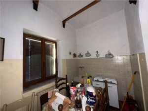 NORD CASA BIFAMILIARE INDIPENDENTE CON AMPIO GIARDINO