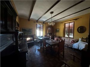 NORD CASA BIFAMILIARE INDIPENDENTE CON AMPIO GIARDINO