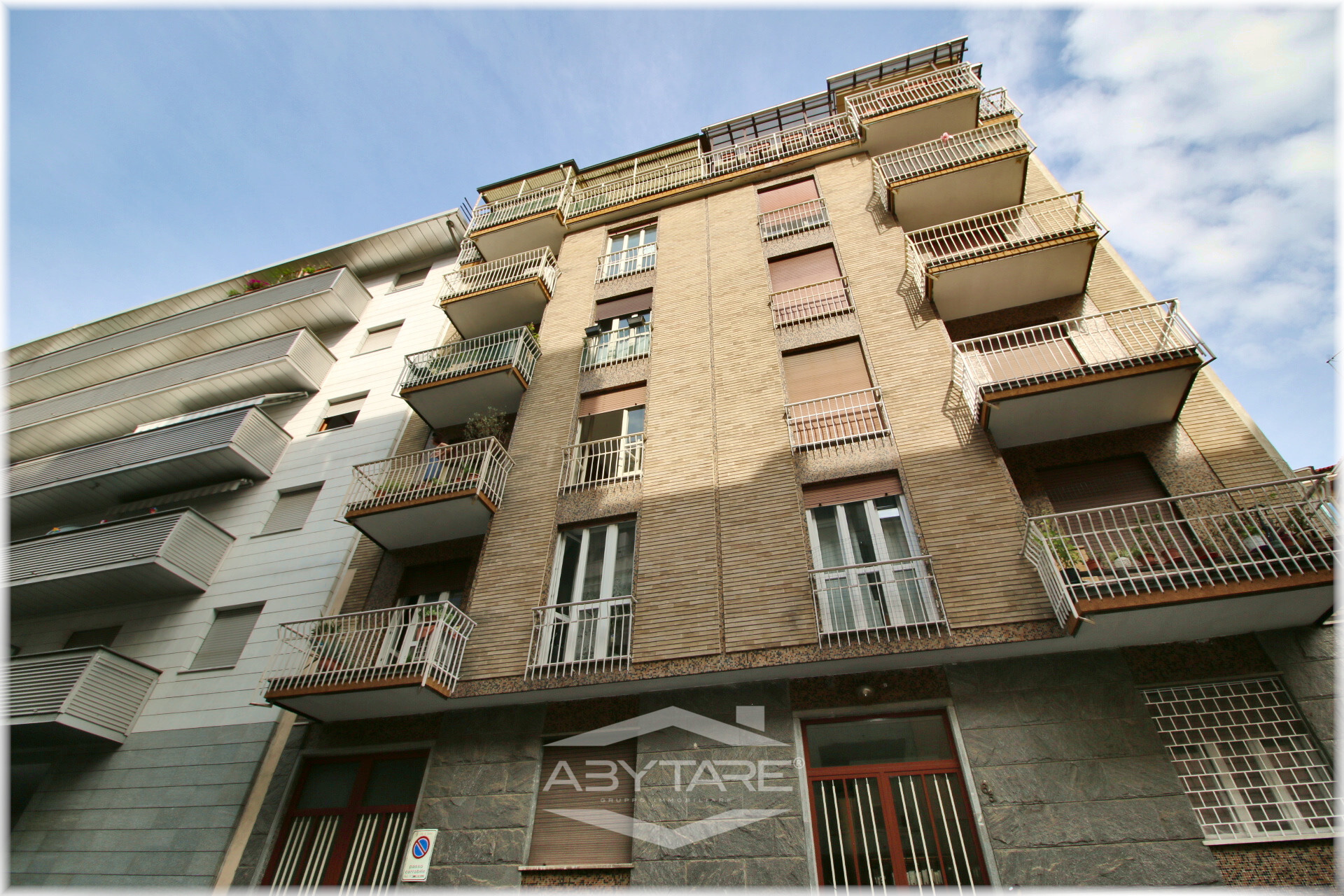 Camere arredate per studenti in zona Filadelfia – Tutto incluso!