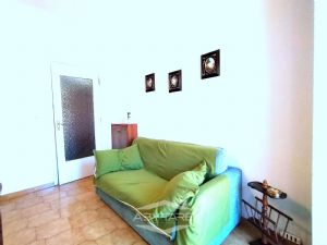 TRILOCALE CON VOLENDO BOX AUTO