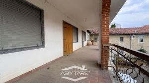 Locale commerciale in vendita a Carignano