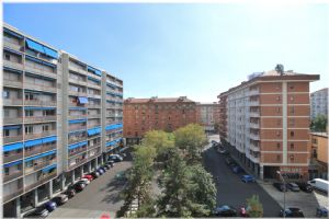 Torino Piazza Guala – 4 locali ristrutturato con doppi servizi e balconi luminosi