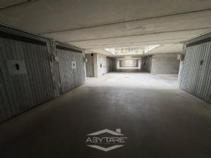 VILLA A SCHIERA CON GIARDINO DI 50 MQ. CAMINO E BOX AUTO