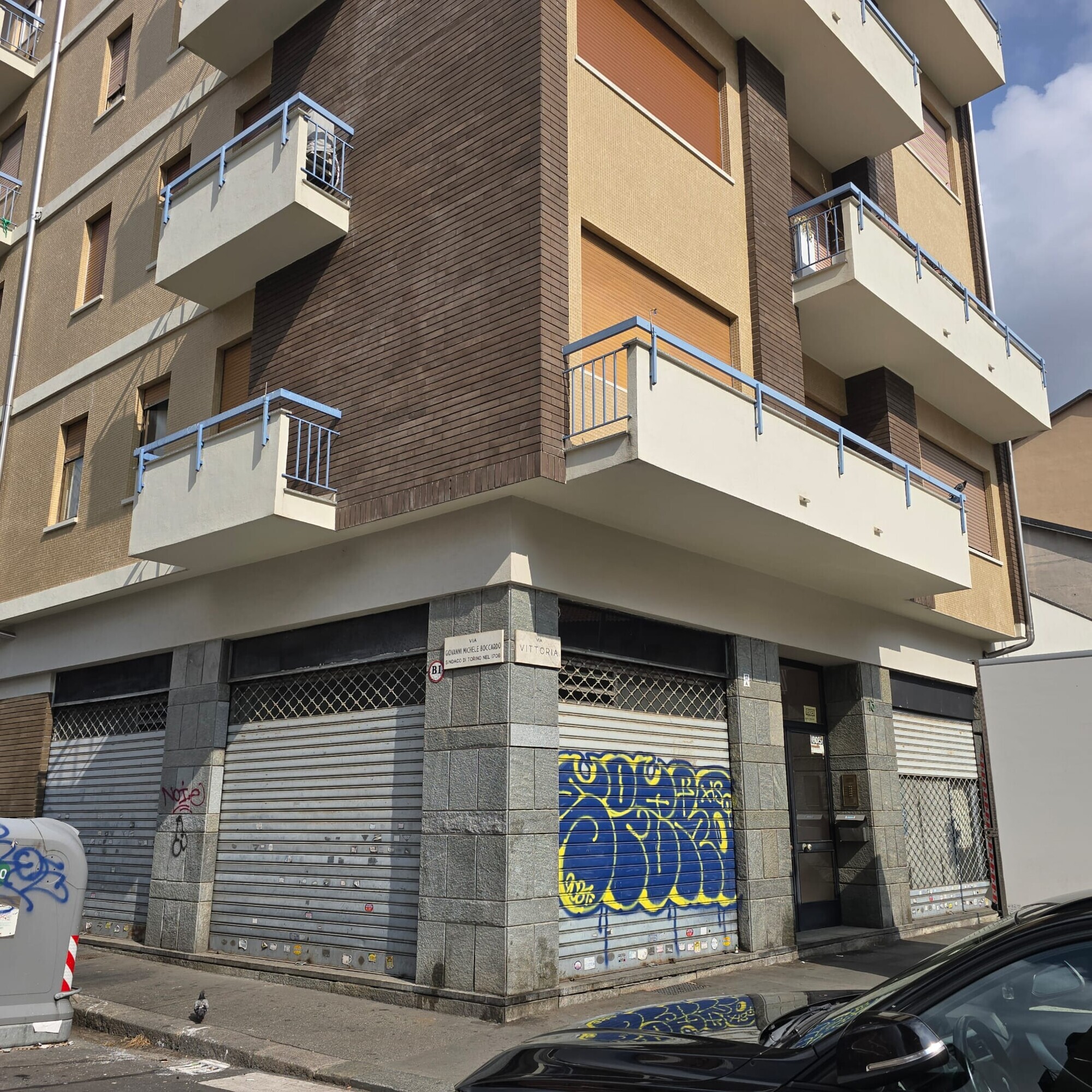 Via Vittoria n° 13