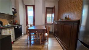 TRILOCALE CON TERRAZZO PRIVATO E BOX AUTO – ASTI, ZONA CORSO XXV APRILE