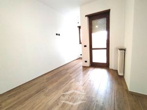 BILOCALE RISTRUTTURATO E MAI ABITATO