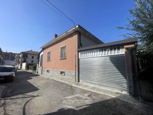 Casa indipendente Vendita Moncalieri Via Pastrengo