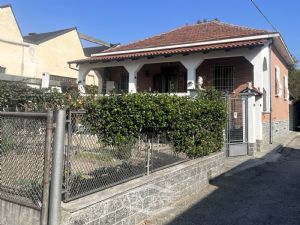 Casa indipendente Vendita Moncalieri Via Pastrengo