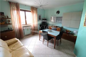COLLEGNO IN VENDITA QUADRILOCALE CON BOX AUTO