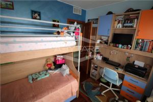 COLLEGNO IN VENDITA QUADRILOCALE CON BOX AUTO