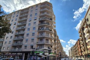 5 locali libero subito - Piazza Montanari
