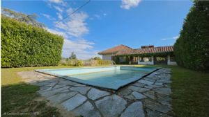 Villa indipendente a pochi minuti dalla città