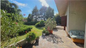 Villa indipendente a pochi minuti dalla città