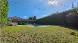 Villa indipendente a pochi minuti dalla città