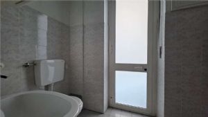 Descrizione locale commerciale – 38 mq